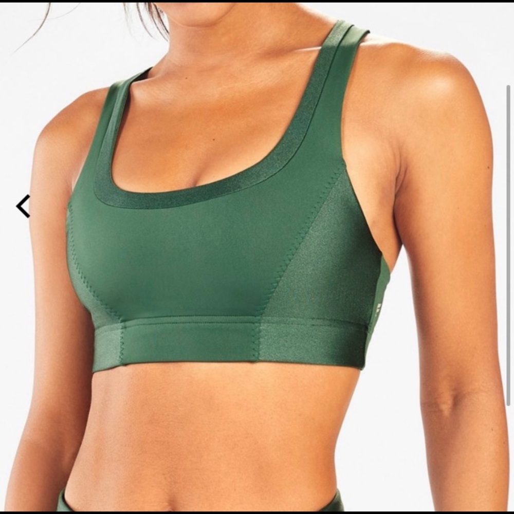 NWT Fabletics green low impact sports bra